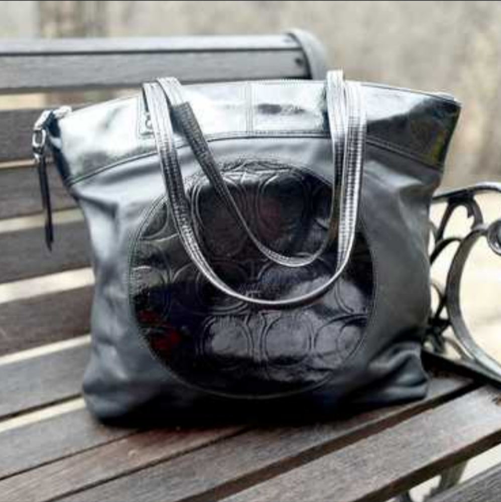 Large coach tote bag